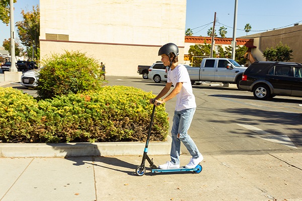 Swagger 8 Foldable Electric Scooter for Kids & Teens